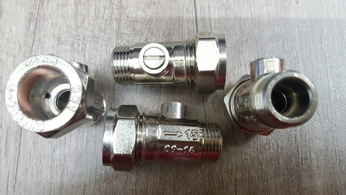 Isolating valves 15mm 8 - 15mm, x