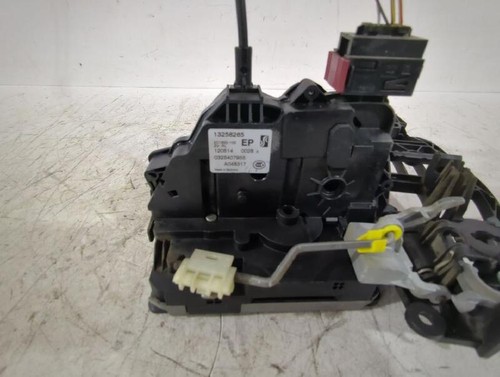 13258265 151707 rear door lock