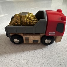 BRIO Wooden Magnetic Dump Truck with Gold Rock Load – Compatible with Train Set