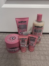 Soap & Glory Bath Set Includes