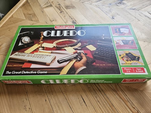 Cluedo detective game - detective,