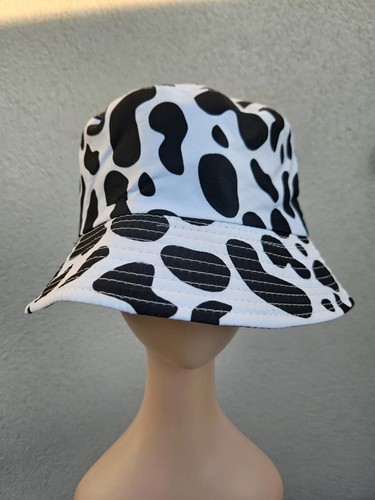 Bold and trendy cow - , print