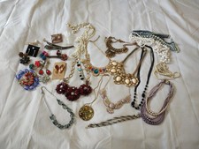 33 Bling Statement Pieces Assorted Costume Jewellery