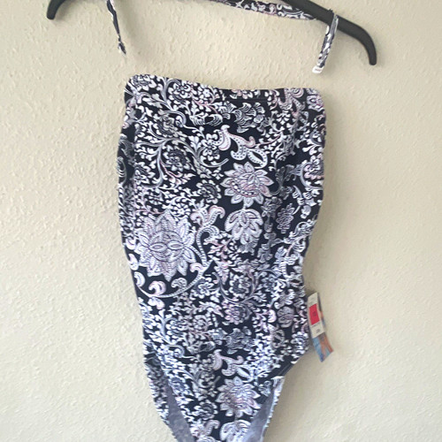 Black white paisley marks - black,