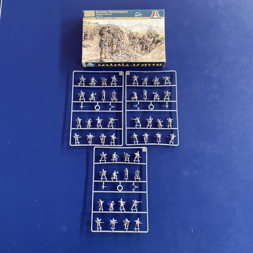 Italeri ww2 boxed - 1/72,