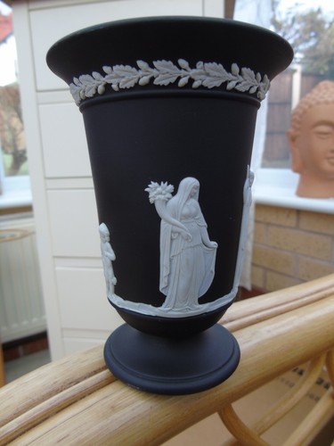 Wedgewood black jasperware - wedgewood,