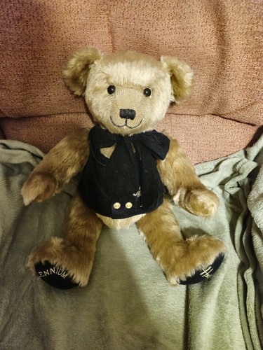 Harrods millenium 2000 - harrods, teddy