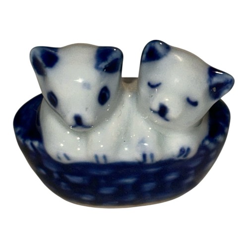 Delft style blue white - delft,
