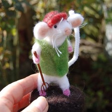 Needle felted mouse ornament