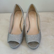 Fiore wide fit silver glitter shoes size 4