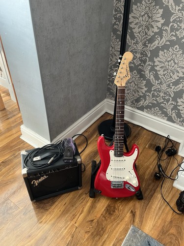 Squier mini strat fender - &, amp