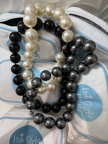 Hot girls pearls cooling - pearls,
