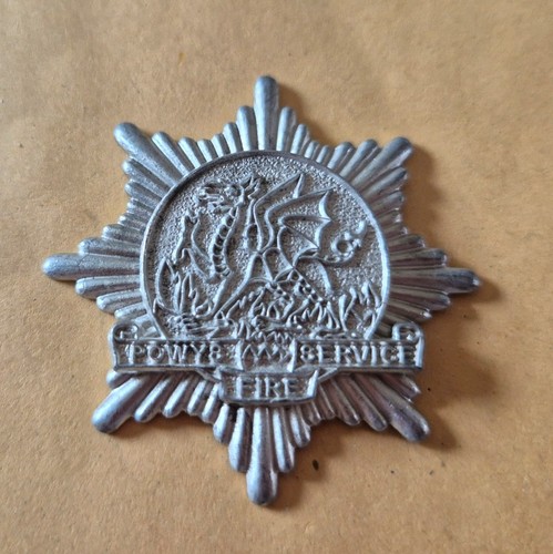 Vintage obsolete metal powys - obsolete,