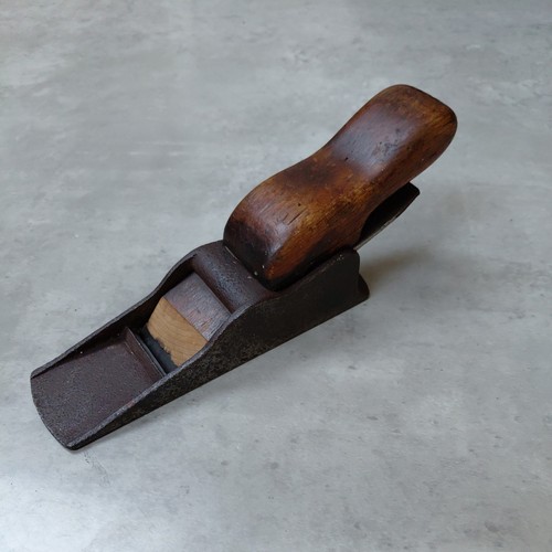 Vintage antique irish chariot - antique,