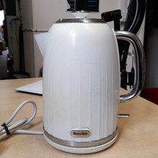 Breville White Kettle Decent
