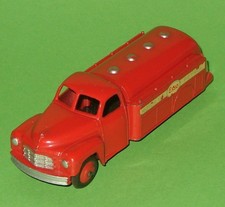 Dinky / 30pb - 442 Studebaker Tanker 'Esso Motor Oil & Petrol'