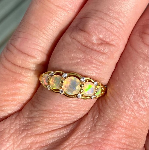 Joy faceted ethiopian - ethiopian, opal