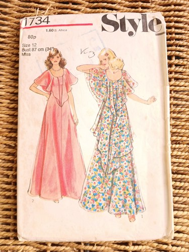 Vintage 1970s style sewing - vintage,