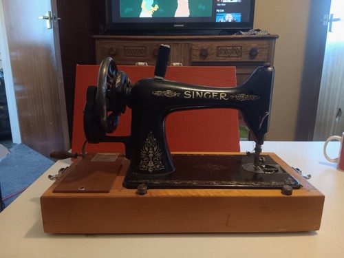 Singer sewing machine hand - singer,
