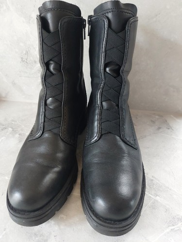 Gabor black leather ankle
