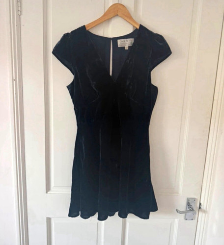 Jack wills navy velvet neck - velvet, v-neck