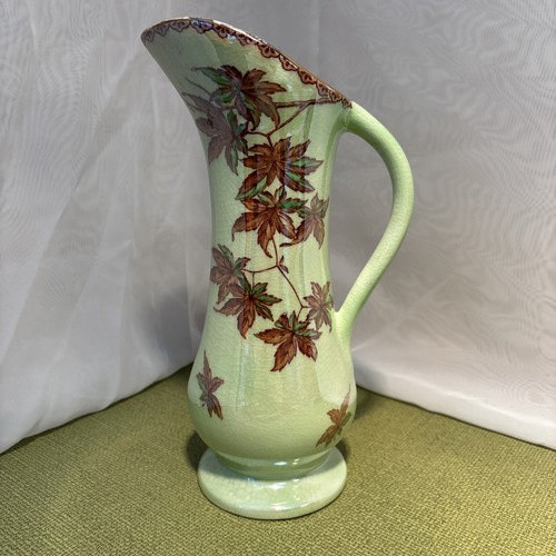 Rare maling vase jug in - in, pale