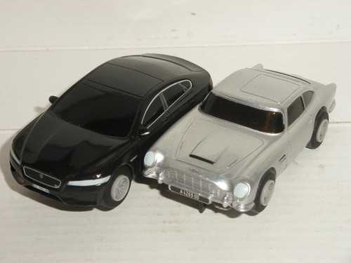Micro scalextric pair - 9v,