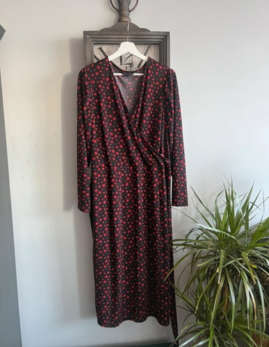 Women black red star - women’s,