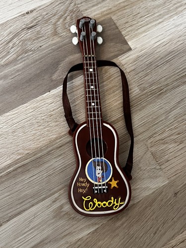 Woodys brown guitar toy - toy, story