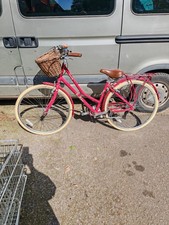 Victoria Pendleton shopping
