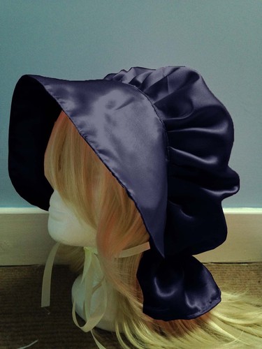 Black women satin bonnet hat - black,
