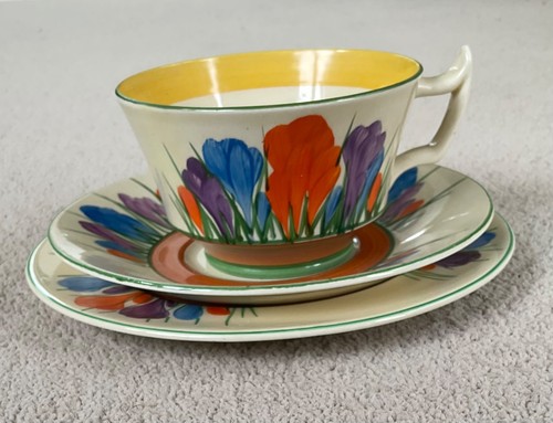 Lovely original clarice cliff - original,