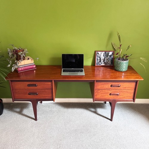 Codan dressing table - /, in