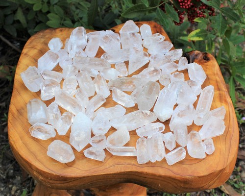 Clear quartz crystal - 1, lb