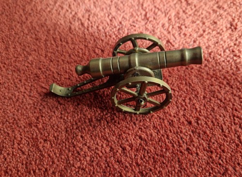 Vintage solid brass 12cm - solid,