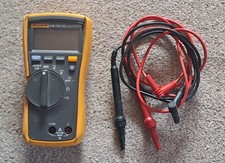 Fluke 114 True-RMS Multimeter
