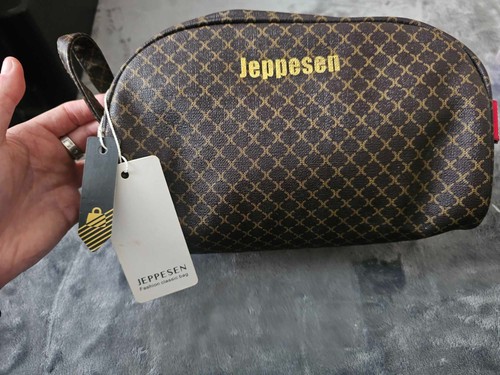Jeppesen brown monogram - jeppesen, travel