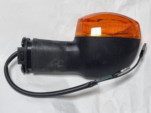 Front right hand indicator - right,