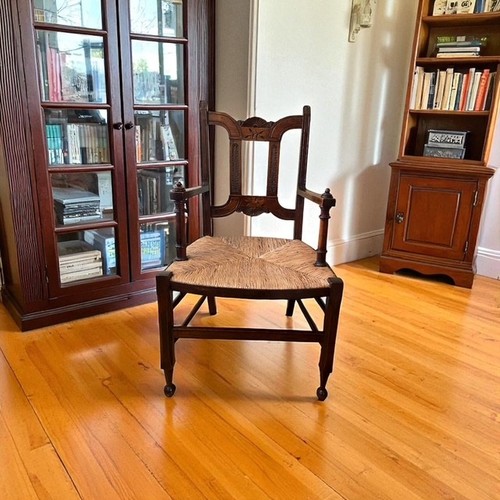 Victorian gothic oak rush - oak,
