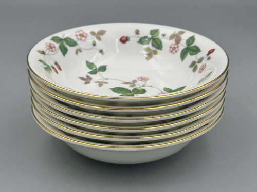Wedgwood wild strawberry - wild, set