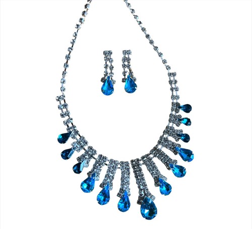 Silver tone turqoiuse crystal - tone,