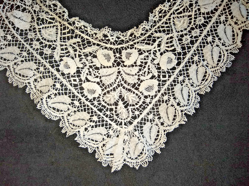 Antique lace hand made - antique,