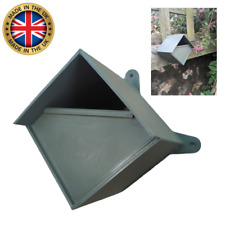 Small wild bird nesting box for wrens, robins & finches