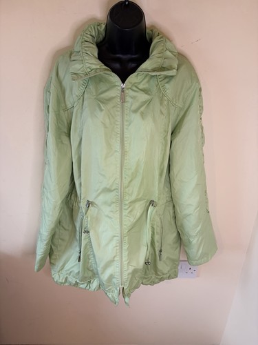 Light green lightweight jacket - light,