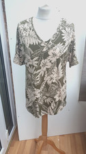 Kim & Co Size Medium