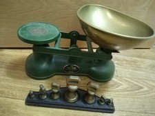 Salter Traditional Green Cast Iron and Brass Balance Scales with Brass Weights