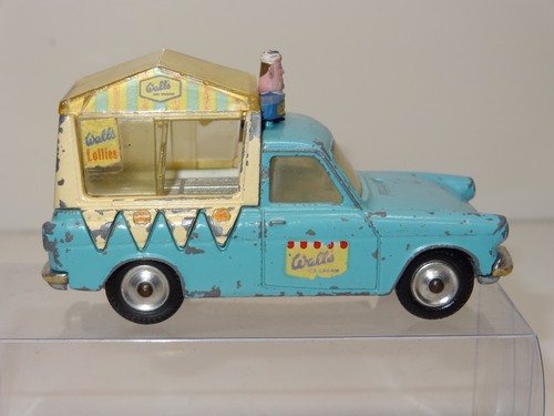 Corgi 447 ford thames - ford,