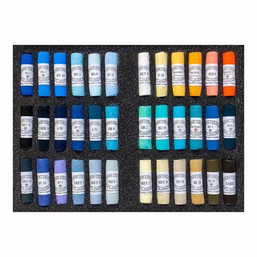 Unison artists soft - soft, pastel