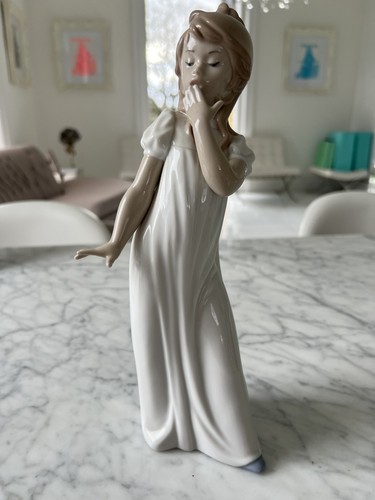Nao lladro porcelain - lladro, figurine