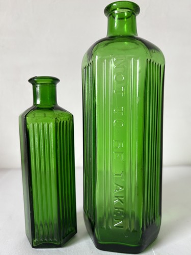 Vintage apothecary green - vintage,